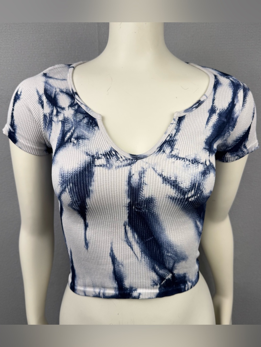 Aeropostale Women’s Seriously Soft XS Tie-Dye Ribbed Scoop Crop Top - Navy Blue